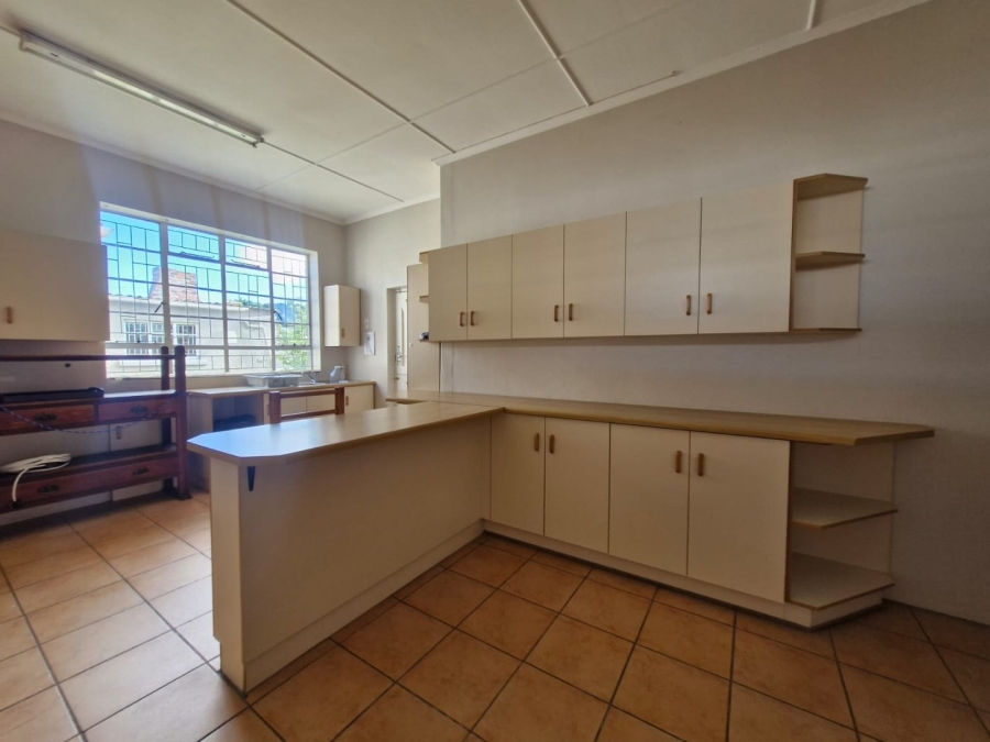 To Let commercial Property for Rent in Newton Park Eastern Cape